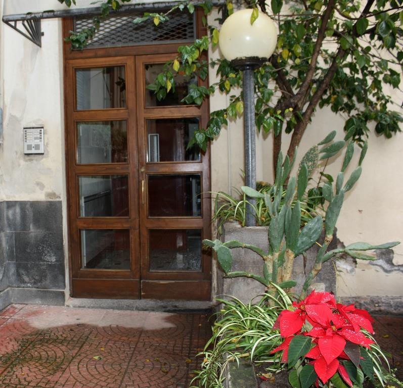 Tra L'Etna E Il Mare B&B Catania Luaran gambar