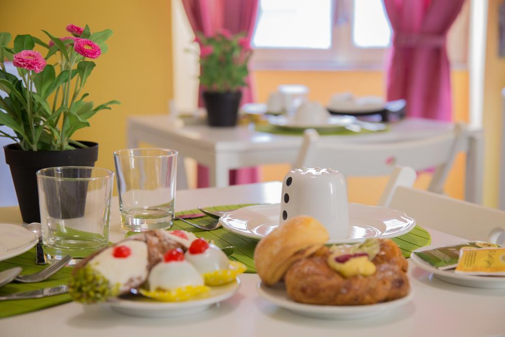 Tra L'Etna E Il Mare B&B Catania Luaran gambar